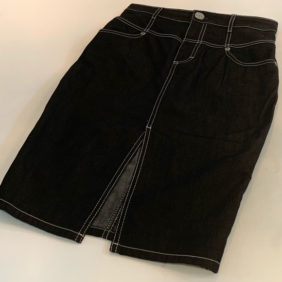 ESCADA JEAN SKIRT - Picture 2 of 11